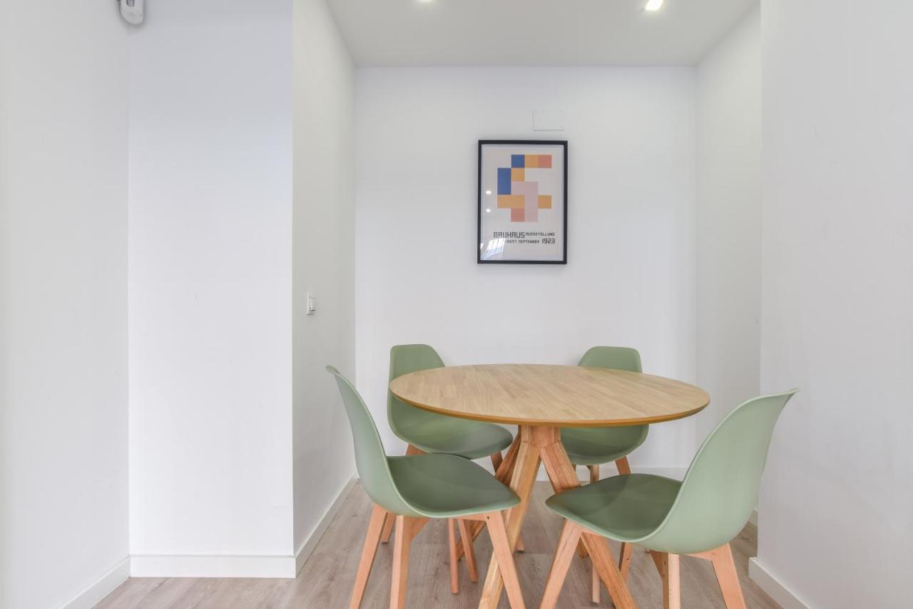 Apartamentos En Madrid Rio Kültér fotó