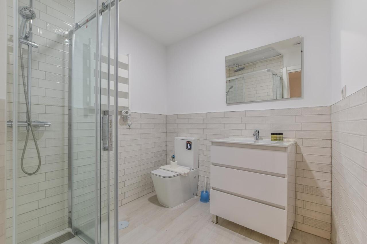 Apartamentos En Madrid Rio Kültér fotó