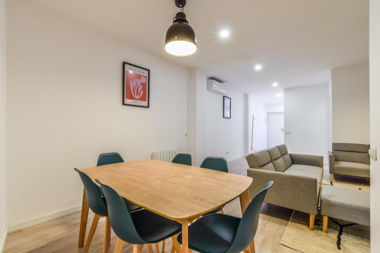 Apartamentos En Madrid Rio Kültér fotó